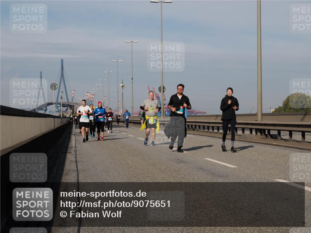 03.10.2025 - Köhlbrandbrückenlauf Fabian Wolf http://msf.ph/oto/9075651 03.10.2025 10:15:03 Position 3  meine-sportfotos.de