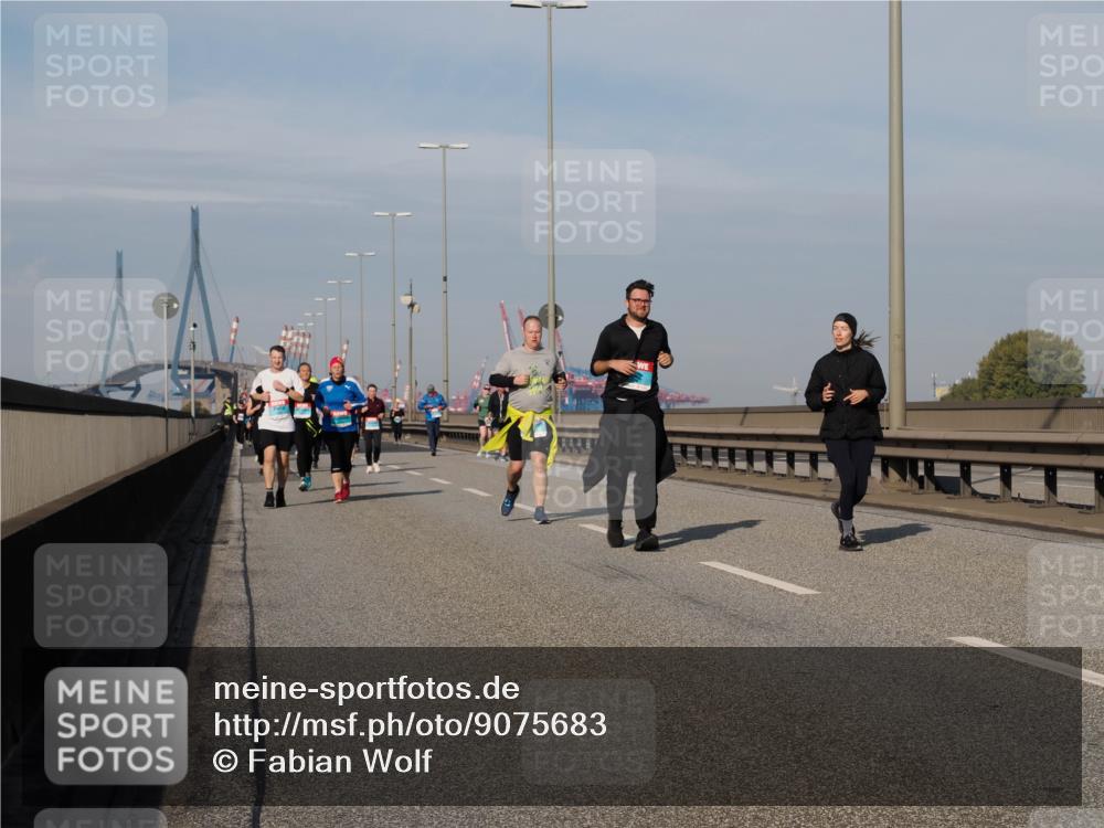 03.10.2025 - Köhlbrandbrückenlauf Fabian Wolf http://msf.ph/oto/9075683 03.10.2025 10:15:03 Position 3  meine-sportfotos.de