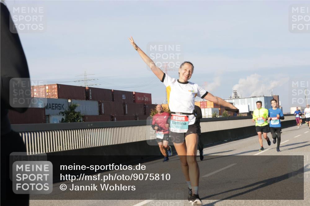 03.10.2025 - Köhlbrandbrückenlauf Jannik Wohlers http://msf.ph/oto/9075810 03.10.2025 09:51:39 Position 3 3341 meine-sportfotos.de