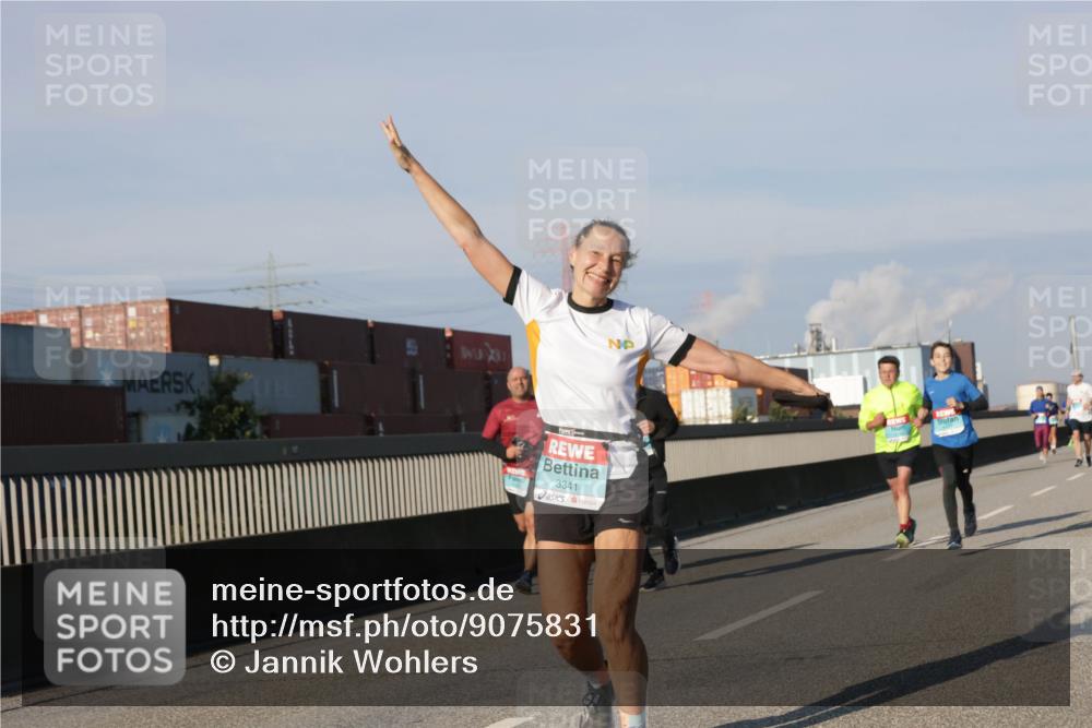 03.10.2025 - Köhlbrandbrückenlauf Jannik Wohlers http://msf.ph/oto/9075831 03.10.2025 09:51:40 Position 3 3341 meine-sportfotos.de