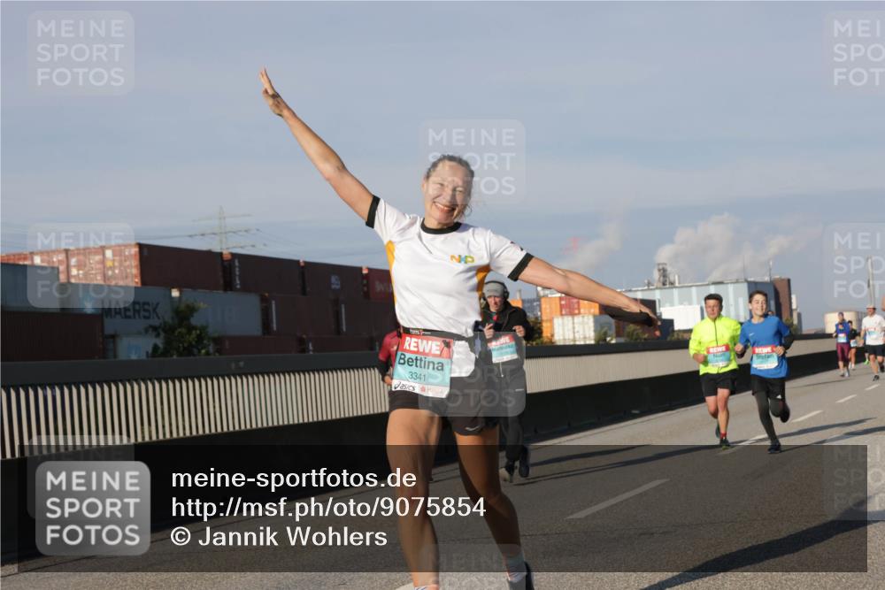 03.10.2025 - Köhlbrandbrückenlauf Jannik Wohlers http://msf.ph/oto/9075854 03.10.2025 09:51:40 Position 3 210, 3341 meine-sportfotos.de