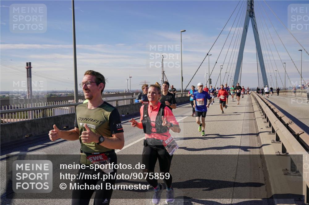 03.10.2025 - Köhlbrandbrückenlauf Michael Burmester http://msf.ph/oto/9075859 03.10.2025 12:41:03 Position 2 5639 meine-sportfotos.de