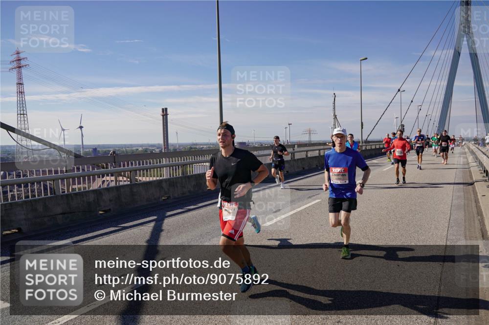 03.10.2025 - Köhlbrandbrückenlauf Michael Burmester http://msf.ph/oto/9075892 03.10.2025 12:41:05 Position 2  meine-sportfotos.de