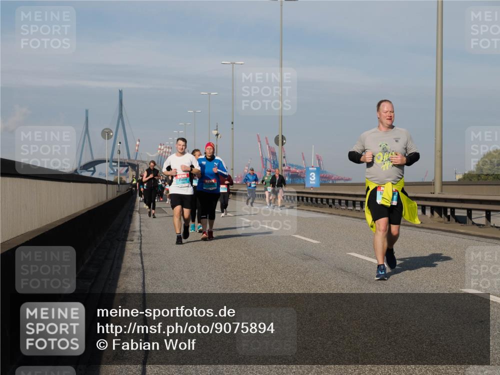 03.10.2025 - Köhlbrandbrückenlauf Fabian Wolf http://msf.ph/oto/9075894 03.10.2025 10:15:08 Position 3  meine-sportfotos.de