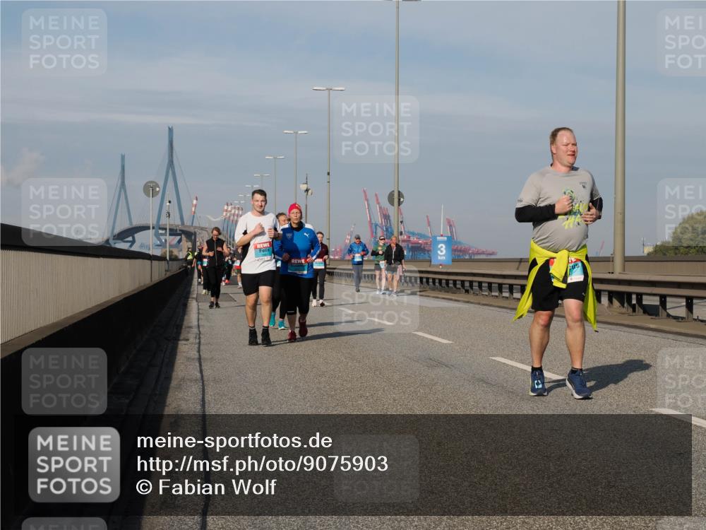 03.10.2025 - Köhlbrandbrückenlauf Fabian Wolf http://msf.ph/oto/9075903 03.10.2025 10:15:08 Position 3  meine-sportfotos.de