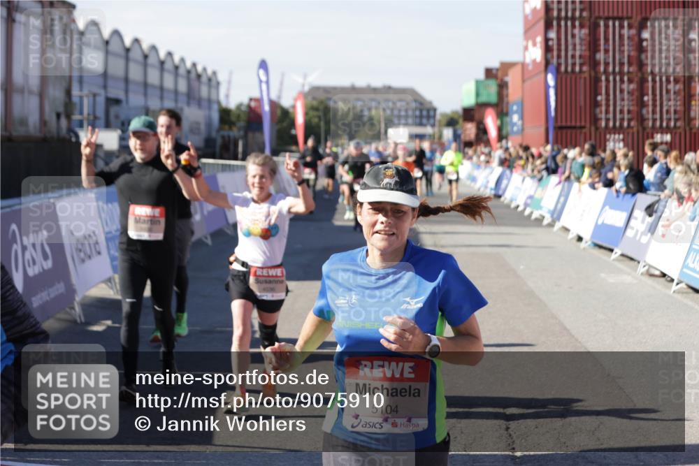 03.10.2025 - Köhlbrandbrückenlauf Jannik Wohlers http://msf.ph/oto/9075910 03.10.2025 13:16:37 Ziel 4036, 4146, 4235, 4314, 4330, 4408, 4431, 4586, 4813, 5104, 5570, 5630, 5694, 5815, 6208, 6353, 6377, 6812 meine-sportfotos.de