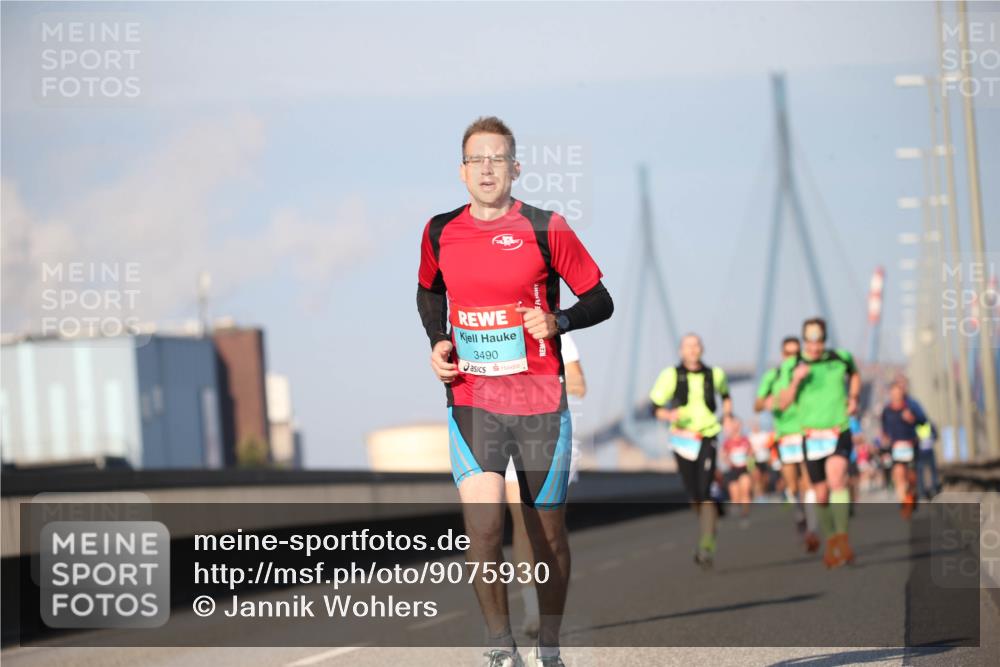 03.10.2025 - Köhlbrandbrückenlauf Jannik Wohlers http://msf.ph/oto/9075930 03.10.2025 09:42:29 Position 3 3490 meine-sportfotos.de