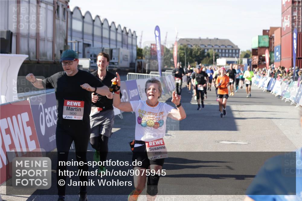 03.10.2025 - Köhlbrandbrückenlauf Jannik Wohlers http://msf.ph/oto/9075945 03.10.2025 13:16:37 Ziel 4036, 4146, 4235, 4314, 4330, 4408, 4431, 4586, 4813, 5104, 5570, 5630, 5694, 5815, 6208, 6353, 6377, 6812 meine-sportfotos.de