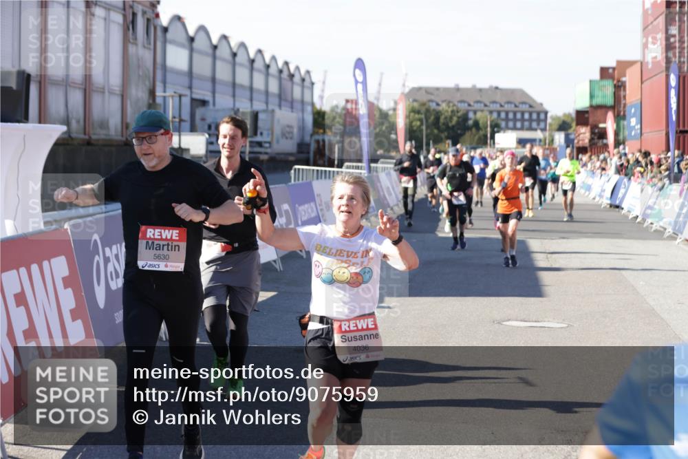 03.10.2025 - Köhlbrandbrückenlauf Jannik Wohlers http://msf.ph/oto/9075959 03.10.2025 13:16:37 Ziel 4036, 4146, 4235, 4314, 4330, 4408, 4431, 4586, 4813, 5104, 5570, 5630, 5694, 5815, 6208, 6353, 6377, 6812 meine-sportfotos.de