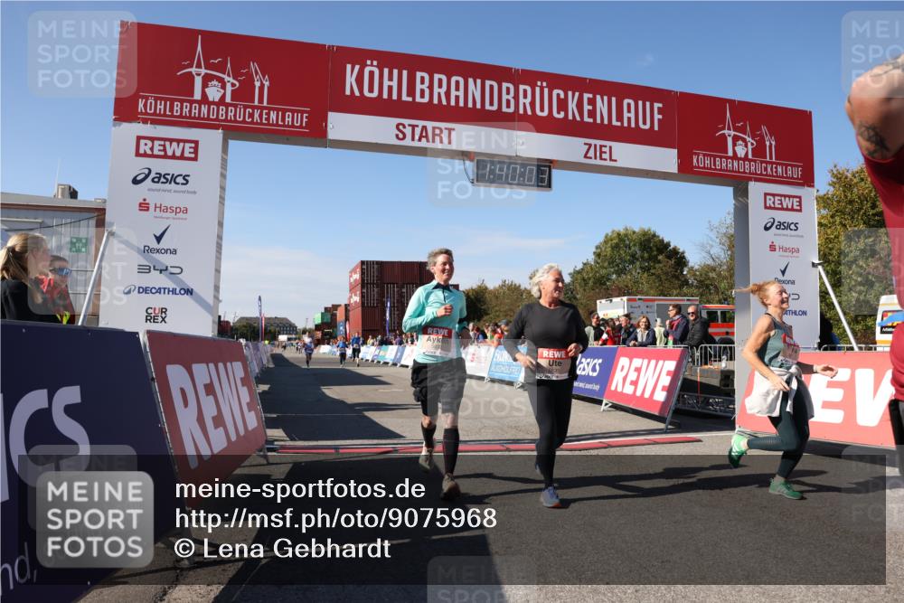 03.10.2025 - Köhlbrandbrückenlauf Lena Gebhardt http://msf.ph/oto/9075968 03.10.2025 13:40:03 Ziel 5252, 5484, 5487, 5565, 5566, 5831, 5832, 5835, 5990, 6109, 6401, 6403, 6522 meine-sportfotos.de