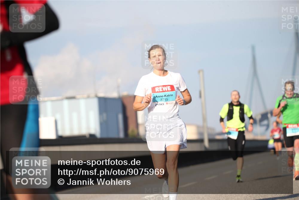 03.10.2025 - Köhlbrandbrückenlauf Jannik Wohlers http://msf.ph/oto/9075969 03.10.2025 09:42:31 Position 3 3715 meine-sportfotos.de