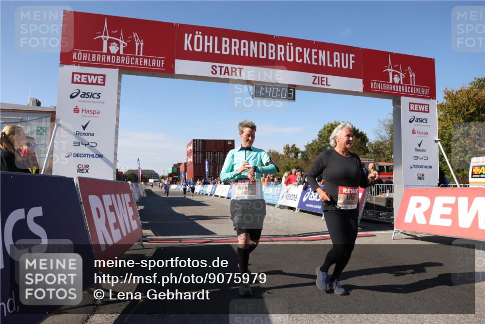03.10.2025 - Köhlbrandbrückenlauf Lena Gebhardt http://msf.ph/oto/9075979 03.10.2025 13:40:03 Ziel 5252, 5484, 5487, 5565, 5566, 5831, 5832, 5835, 5990, 6109, 6401, 6403, 6522 meine-sportfotos.de