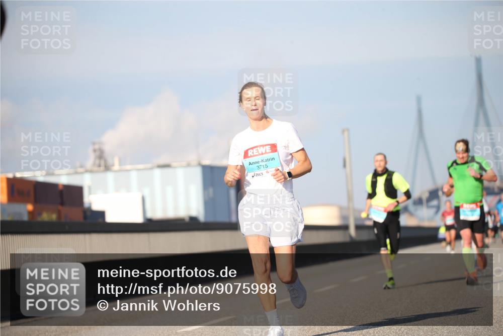 03.10.2025 - Köhlbrandbrückenlauf Jannik Wohlers http://msf.ph/oto/9075998 03.10.2025 09:42:32 Position 3 3715 meine-sportfotos.de