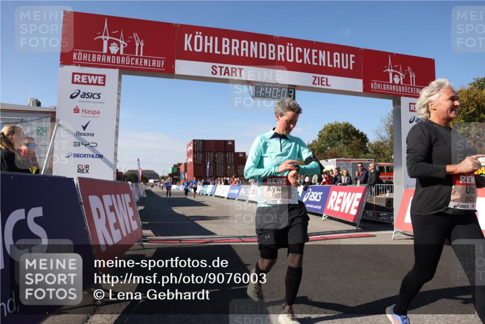 03.10.2025 - Köhlbrandbrückenlauf Lena Gebhardt http://msf.ph/oto/9076003 03.10.2025 13:40:04 Ziel 5252, 5484, 5487, 5831, 5832, 5835, 5990, 6109, 6401, 6403, 6522 meine-sportfotos.de