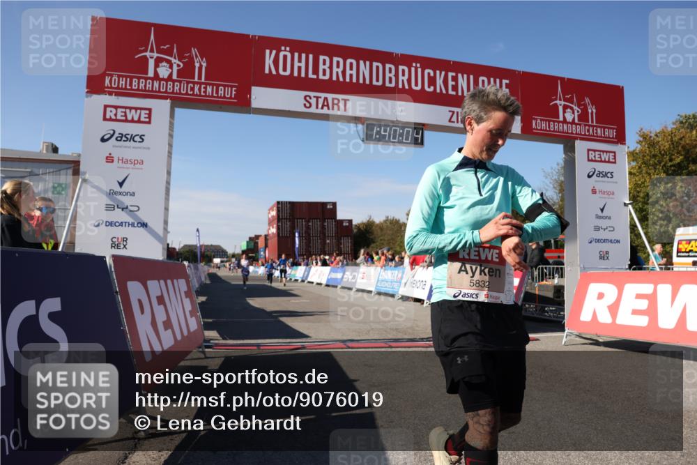 03.10.2025 - Köhlbrandbrückenlauf Lena Gebhardt http://msf.ph/oto/9076019 03.10.2025 13:40:04 Ziel 5252, 5484, 5487, 5831, 5832, 5835, 5990, 6109, 6401, 6403, 6522 meine-sportfotos.de