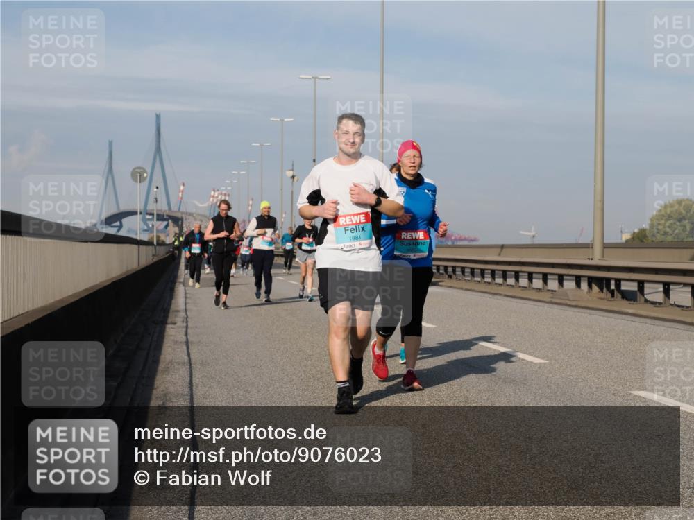 03.10.2025 - Köhlbrandbrückenlauf Fabian Wolf http://msf.ph/oto/9076023 03.10.2025 10:15:12 Position 3 1981, 3080 meine-sportfotos.de