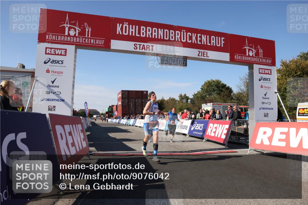 03.10.2025 - Köhlbrandbrückenlauf Lena Gebhardt http://msf.ph/oto/9076042 03.10.2025 13:40:09 Ziel 5252, 5831, 5832, 5835, 5990, 6109, 6522 meine-sportfotos.de