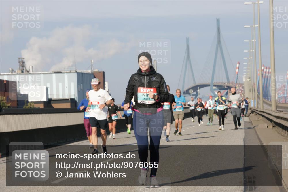 03.10.2025 - Köhlbrandbrückenlauf Jannik Wohlers http://msf.ph/oto/9076055 03.10.2025 09:51:44 Position 3 1449 meine-sportfotos.de