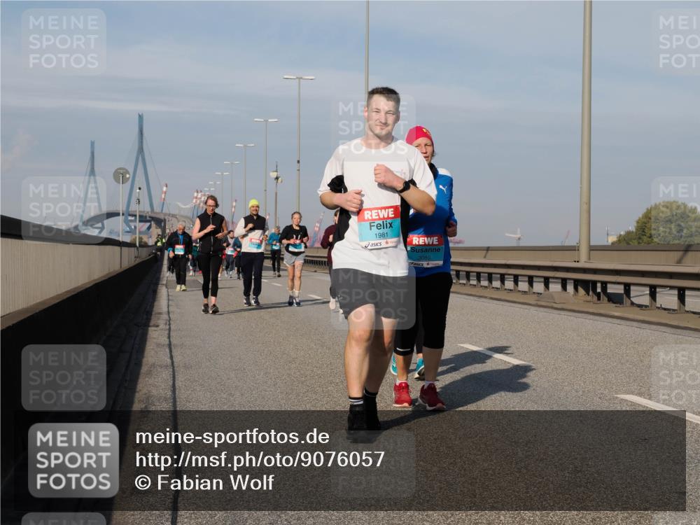 03.10.2025 - Köhlbrandbrückenlauf Fabian Wolf http://msf.ph/oto/9076057 03.10.2025 10:15:13 Position 3 1981, 3080 meine-sportfotos.de