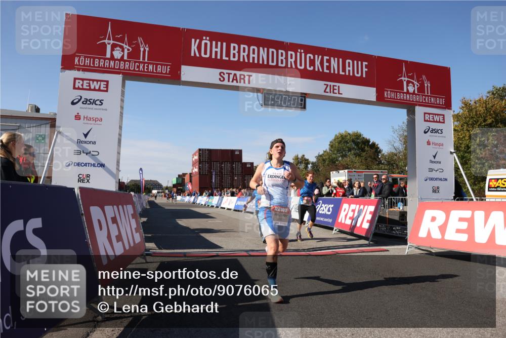 03.10.2025 - Köhlbrandbrückenlauf Lena Gebhardt http://msf.ph/oto/9076065 03.10.2025 13:40:09 Ziel 5252, 5831, 5832, 5835, 5990, 6109, 6522 meine-sportfotos.de