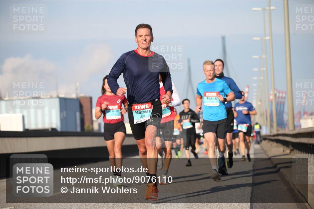 03.10.2025 - Köhlbrandbrückenlauf Jannik Wohlers http://msf.ph/oto/9076110 03.10.2025 09:42:44 Position 3 628, 1000 meine-sportfotos.de