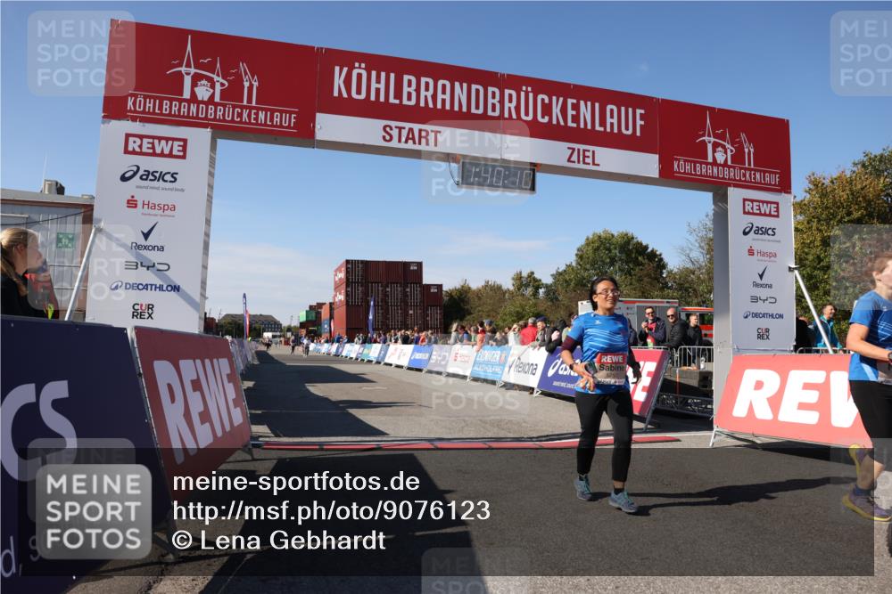 03.10.2025 - Köhlbrandbrückenlauf Lena Gebhardt http://msf.ph/oto/9076123 03.10.2025 13:40:11 Ziel 5252, 5831, 5832, 5835, 5990, 6109 meine-sportfotos.de