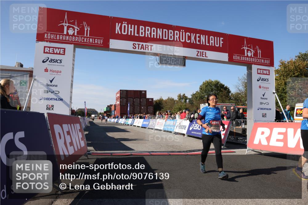 03.10.2025 - Köhlbrandbrückenlauf Lena Gebhardt http://msf.ph/oto/9076139 03.10.2025 13:40:11 Ziel 5252, 5831, 5832, 5835, 5990, 6109 meine-sportfotos.de