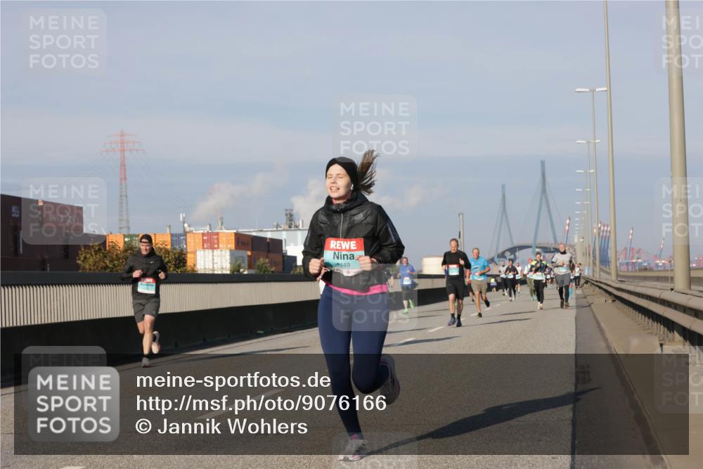 03.10.2025 - Köhlbrandbrückenlauf Jannik Wohlers http://msf.ph/oto/9076166 03.10.2025 09:51:46 Position 3 449 meine-sportfotos.de