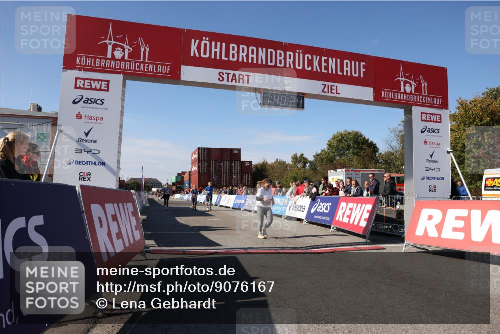 03.10.2025 - Köhlbrandbrückenlauf Lena Gebhardt http://msf.ph/oto/9076167 03.10.2025 13:40:24 Ziel 5270, 5613, 6245, 6278, 6284 meine-sportfotos.de