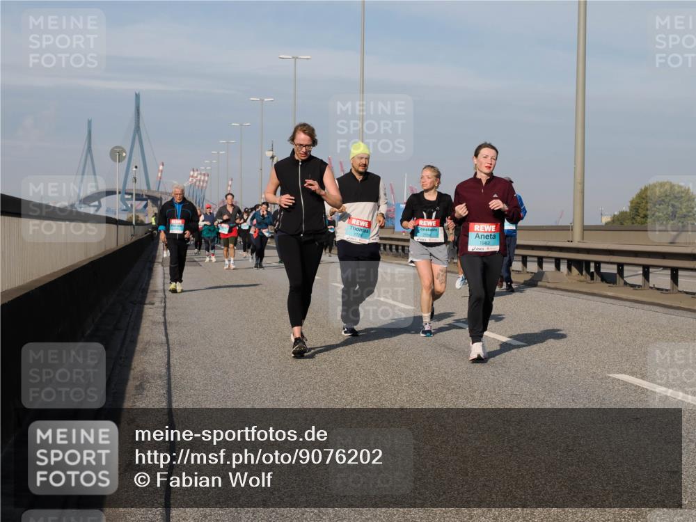 03.10.2025 - Köhlbrandbrückenlauf Fabian Wolf http://msf.ph/oto/9076202 03.10.2025 10:15:19 Position 3 1729, 1982 meine-sportfotos.de