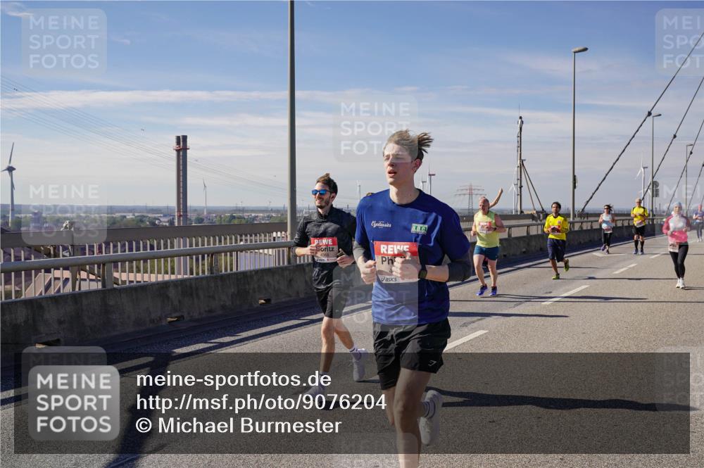 03.10.2025 - Köhlbrandbrückenlauf Michael Burmester http://msf.ph/oto/9076204 03.10.2025 12:41:17 Position 2  meine-sportfotos.de