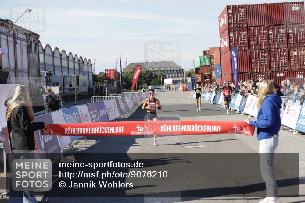 03.10.2025 - Köhlbrandbrückenlauf Jannik Wohlers http://msf.ph/oto/9076210 03.10.2025 12:46:48 Ziel 4027, 6483, 6516, 6740 meine-sportfotos.de
