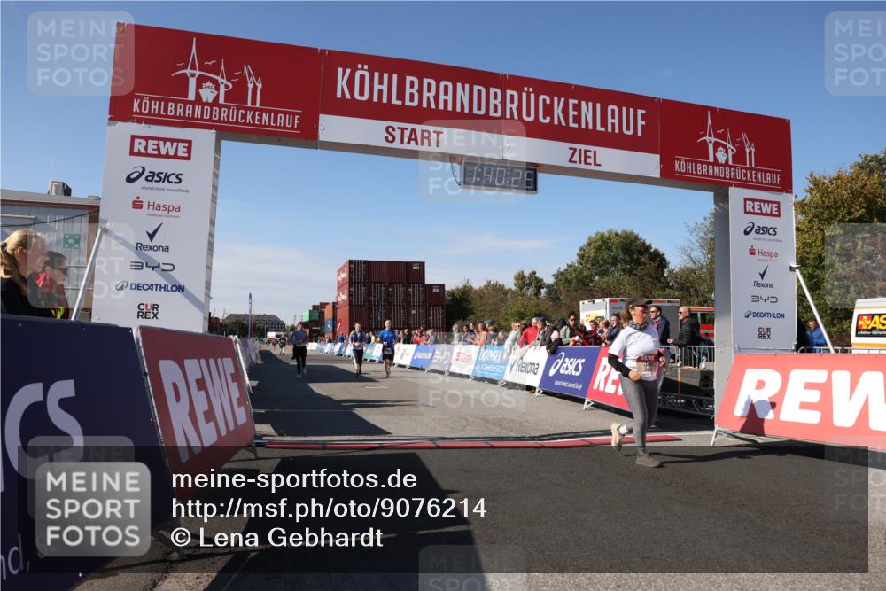 03.10.2025 - Köhlbrandbrückenlauf Lena Gebhardt http://msf.ph/oto/9076214 03.10.2025 13:40:26 Ziel 5270, 5613, 6245, 6278, 6284 meine-sportfotos.de