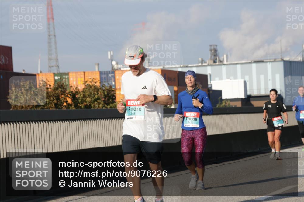 03.10.2025 - Köhlbrandbrückenlauf Jannik Wohlers http://msf.ph/oto/9076226 03.10.2025 09:51:48 Position 3 3481, 3492 meine-sportfotos.de