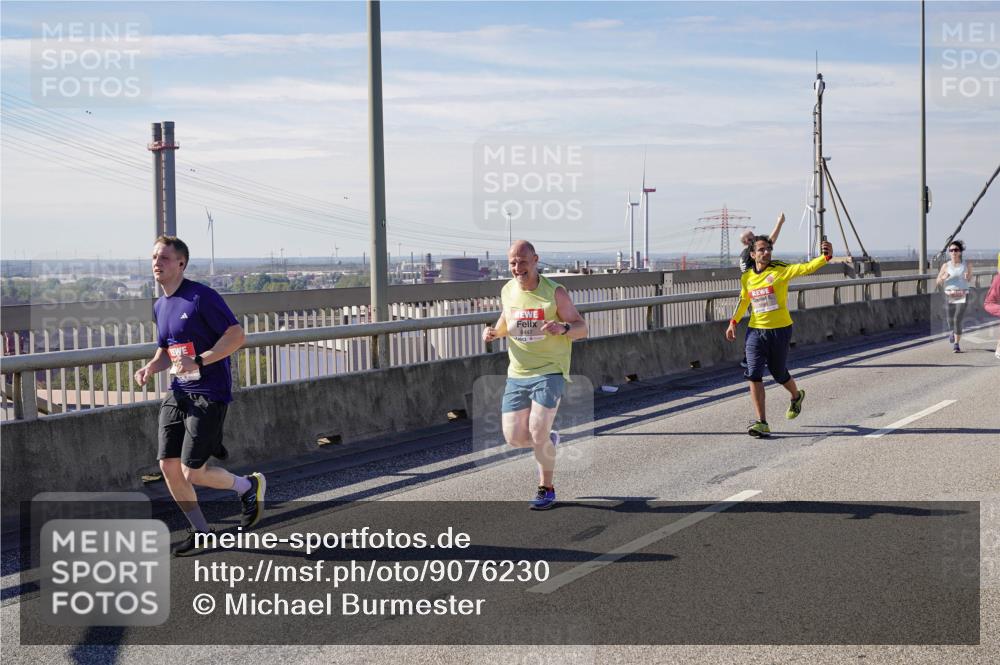 03.10.2025 - Köhlbrandbrückenlauf Michael Burmester http://msf.ph/oto/9076230 03.10.2025 12:41:18 Position 2 447 meine-sportfotos.de