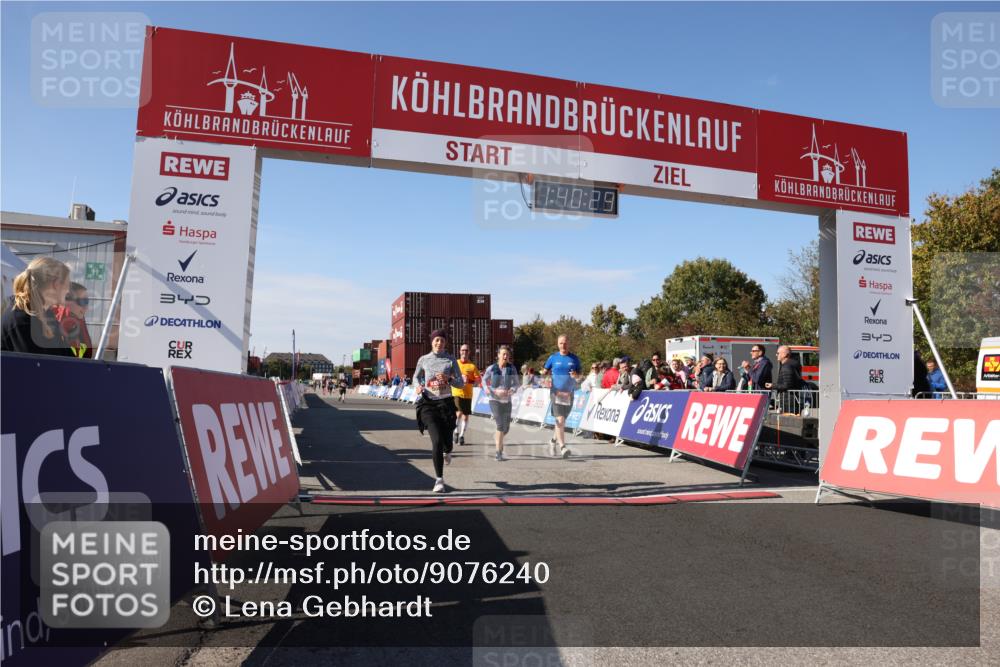 03.10.2025 - Köhlbrandbrückenlauf Lena Gebhardt http://msf.ph/oto/9076240 03.10.2025 13:40:29 Ziel 5270, 5613, 6245, 6278, 6284 meine-sportfotos.de