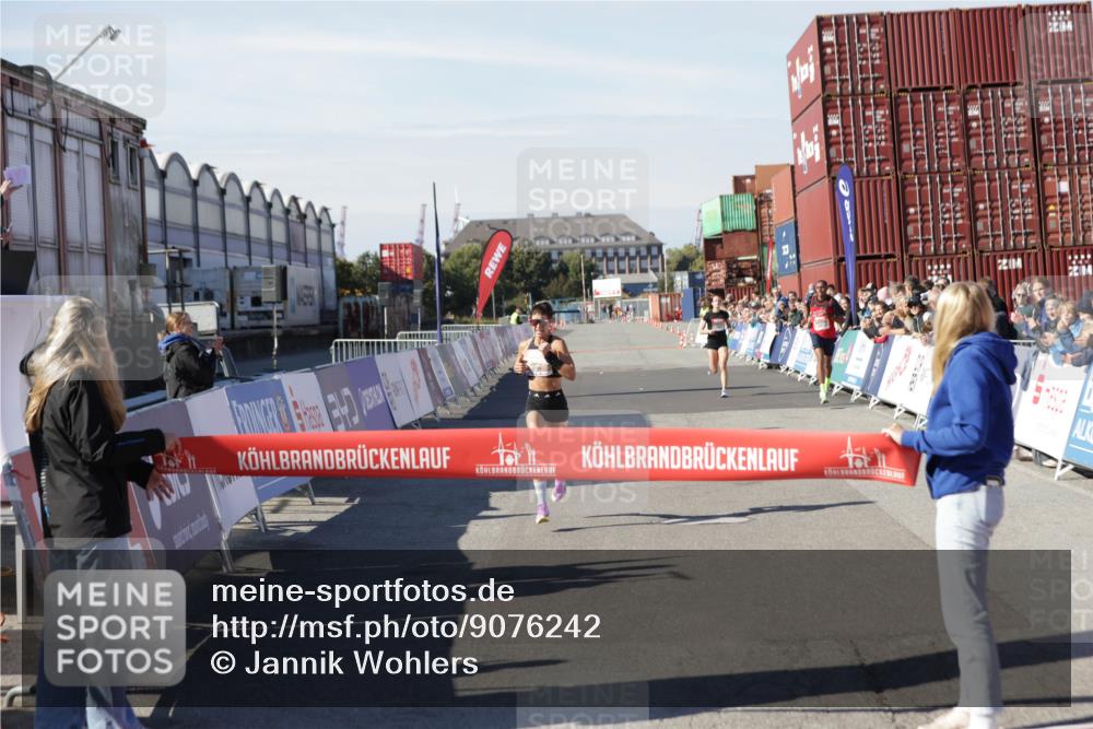 03.10.2025 - Köhlbrandbrückenlauf Jannik Wohlers http://msf.ph/oto/9076242 03.10.2025 12:46:48 Ziel 4027, 6483, 6516, 6740 meine-sportfotos.de
