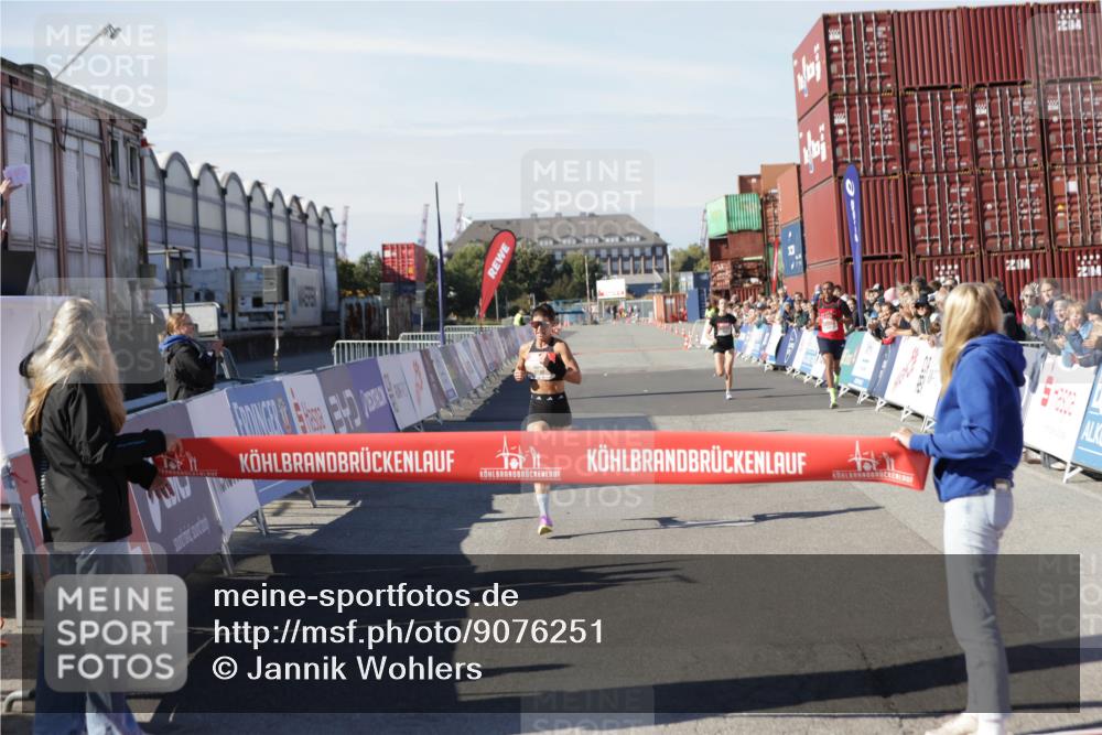 03.10.2025 - Köhlbrandbrückenlauf Jannik Wohlers http://msf.ph/oto/9076251 03.10.2025 12:46:48 Ziel 4027, 6483, 6516, 6740 meine-sportfotos.de