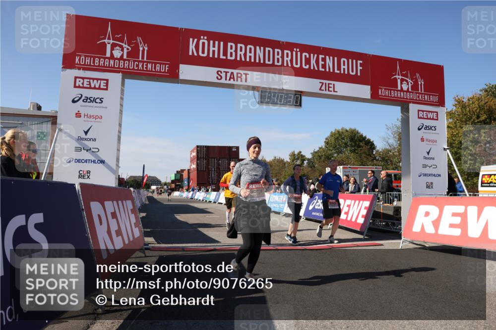 03.10.2025 - Köhlbrandbrückenlauf Lena Gebhardt http://msf.ph/oto/9076265 03.10.2025 13:40:30 Ziel 5270, 5613, 6245, 6278, 6284 meine-sportfotos.de