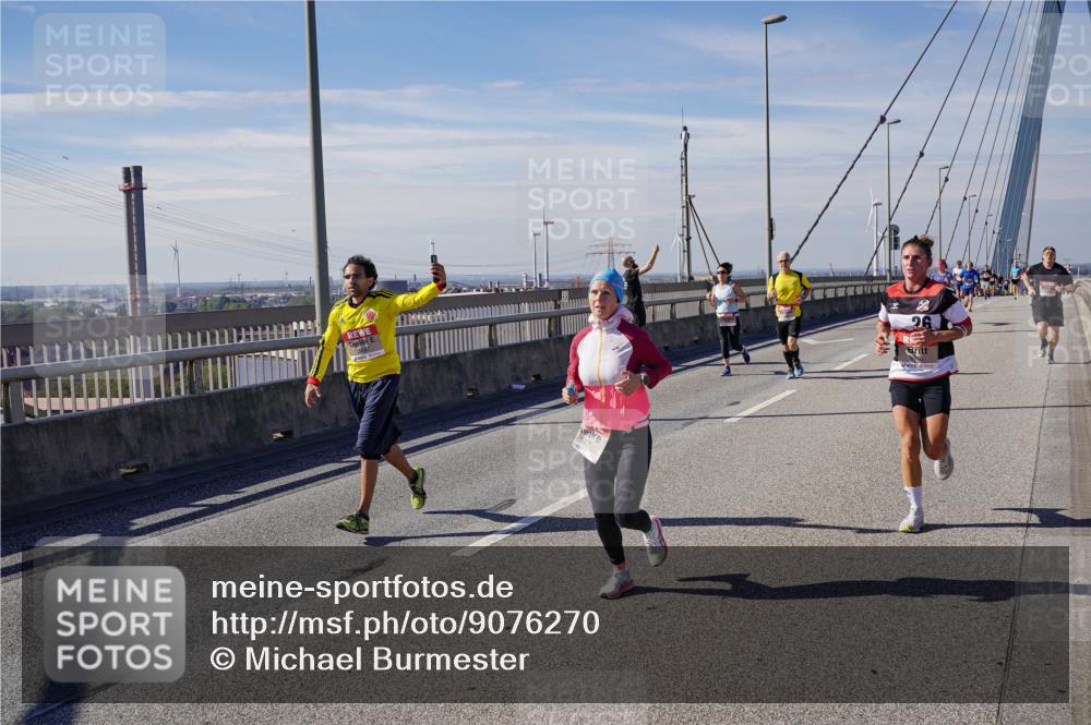 03.10.2025 - Köhlbrandbrückenlauf Michael Burmester http://msf.ph/oto/9076270 03.10.2025 12:41:20 Position 2 2, 26 meine-sportfotos.de
