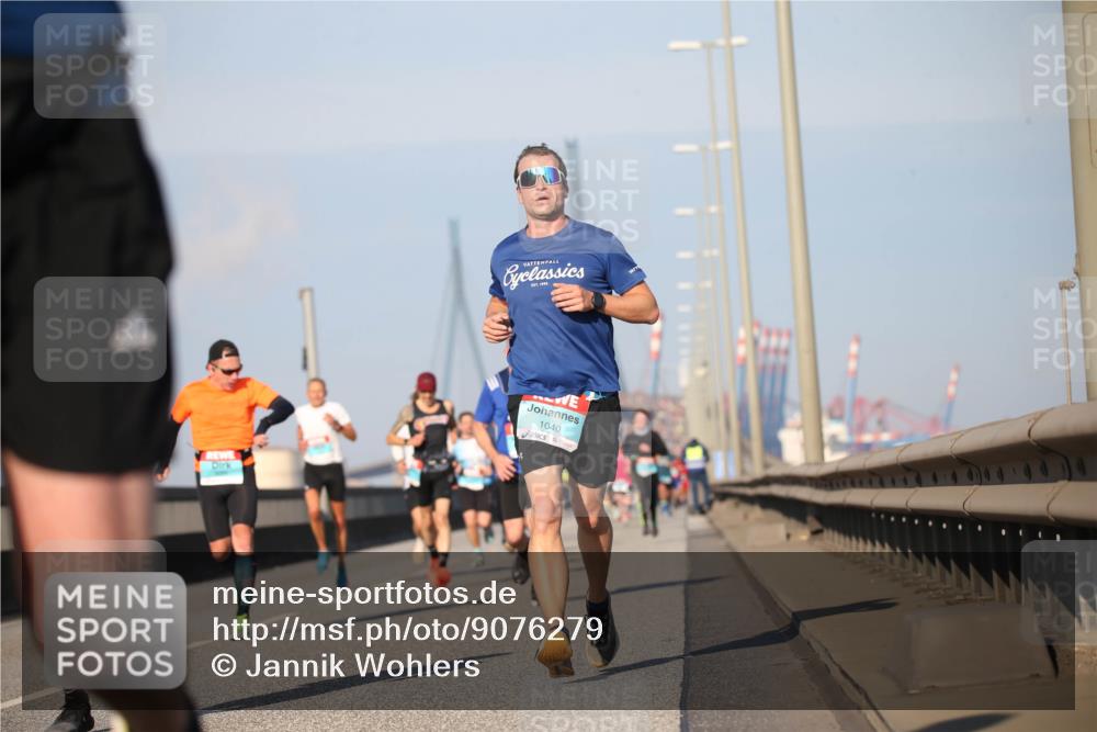 03.10.2025 - Köhlbrandbrückenlauf Jannik Wohlers http://msf.ph/oto/9076279 03.10.2025 09:42:49 Position 3 1040 meine-sportfotos.de