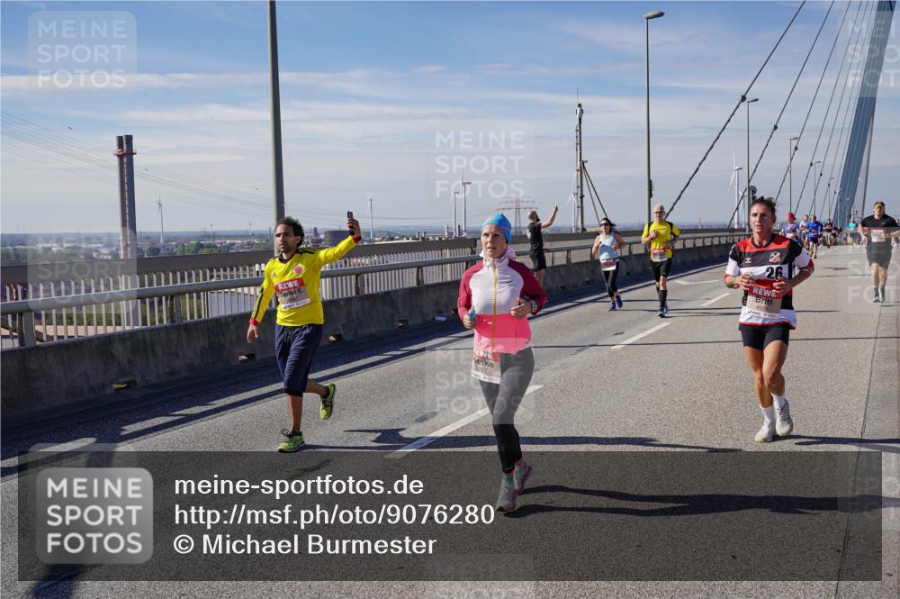 03.10.2025 - Köhlbrandbrückenlauf Michael Burmester http://msf.ph/oto/9076280 03.10.2025 12:41:20 Position 2 6207, 26 meine-sportfotos.de