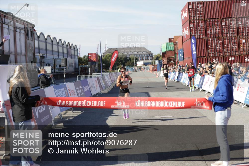 03.10.2025 - Köhlbrandbrückenlauf Jannik Wohlers http://msf.ph/oto/9076287 03.10.2025 12:46:48 Ziel 4027, 6483, 6516, 6740 meine-sportfotos.de
