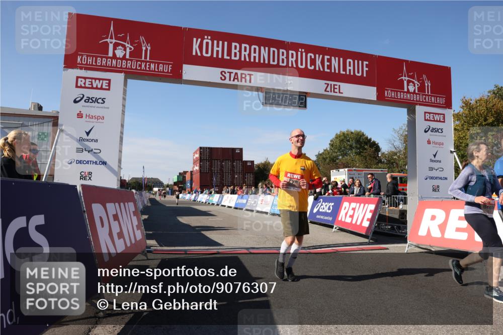 03.10.2025 - Köhlbrandbrückenlauf Lena Gebhardt http://msf.ph/oto/9076307 03.10.2025 13:40:32 Ziel 5270, 5613, 6245, 6278, 6284 meine-sportfotos.de