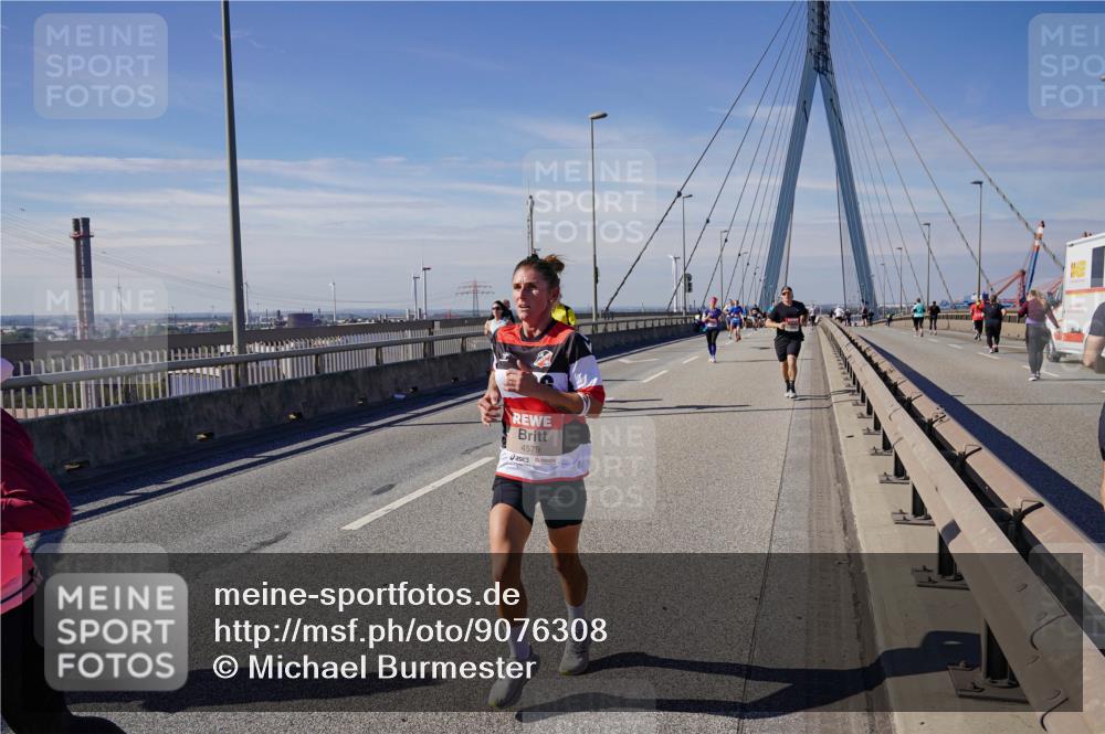03.10.2025 - Köhlbrandbrückenlauf Michael Burmester http://msf.ph/oto/9076308 03.10.2025 12:41:21 Position 2 4579 meine-sportfotos.de