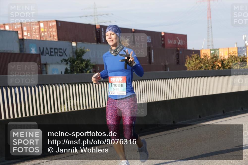 03.10.2025 - Köhlbrandbrückenlauf Jannik Wohlers http://msf.ph/oto/9076316 03.10.2025 09:51:52 Position 3 3492 meine-sportfotos.de