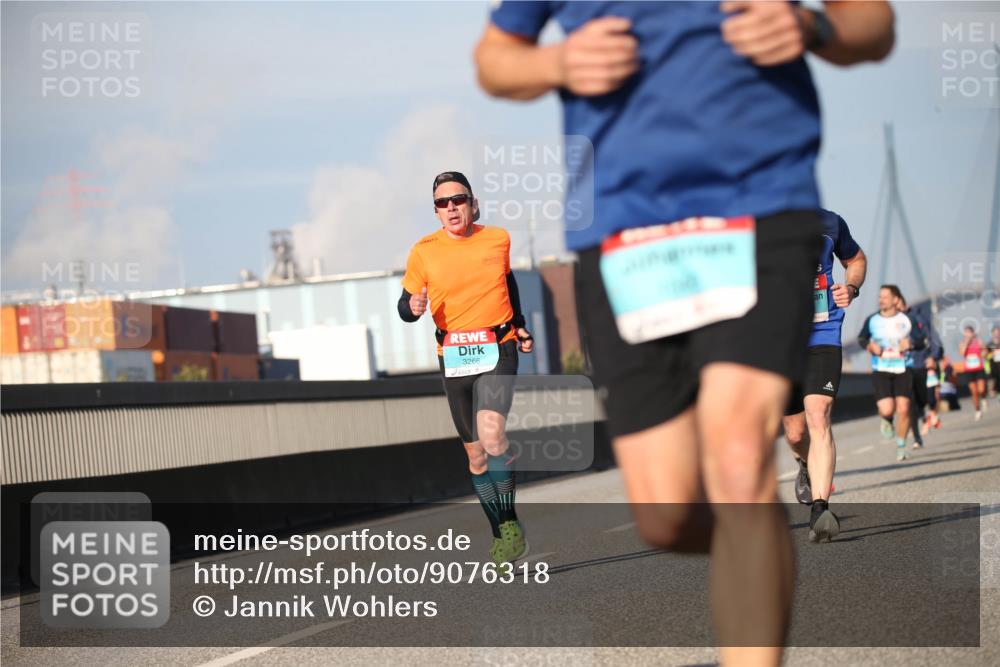 03.10.2025 - Köhlbrandbrückenlauf Jannik Wohlers http://msf.ph/oto/9076318 03.10.2025 09:42:51 Position 3 3266 meine-sportfotos.de