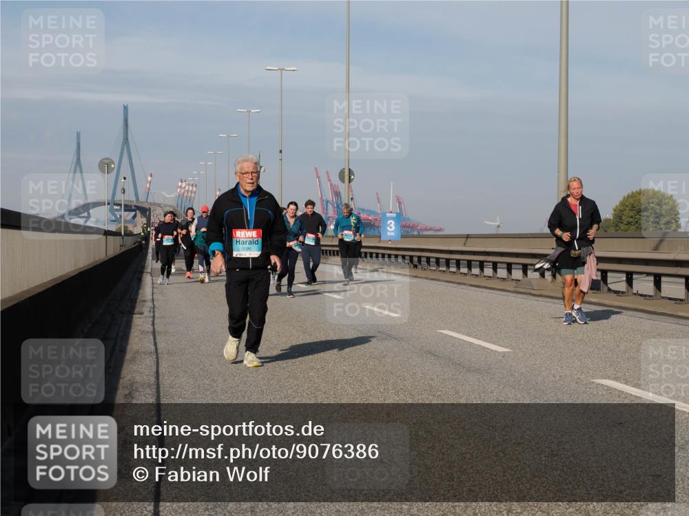 03.10.2025 - Köhlbrandbrückenlauf Fabian Wolf http://msf.ph/oto/9076386 03.10.2025 10:15:24 Position 3 3096 meine-sportfotos.de