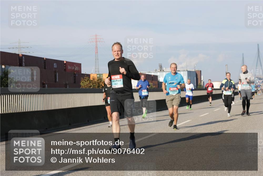 03.10.2025 - Köhlbrandbrückenlauf Jannik Wohlers http://msf.ph/oto/9076402 03.10.2025 09:51:54 Position 3 7741, 2807 meine-sportfotos.de