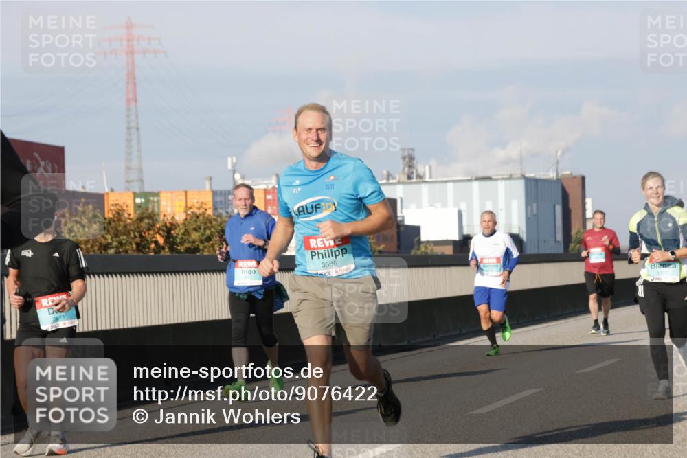 03.10.2025 - Köhlbrandbrückenlauf Jannik Wohlers http://msf.ph/oto/9076422 03.10.2025 09:51:55 Position 3 2671, 3585, 1377 meine-sportfotos.de